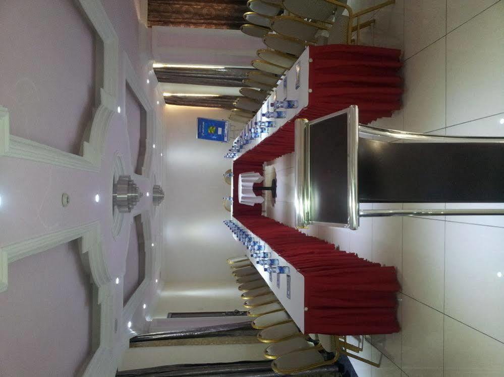 Bole Skygate Hotel Addis Abeba Buitenkant foto